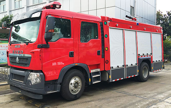 豪沃T5G水罐消防车(4.5-6吨)